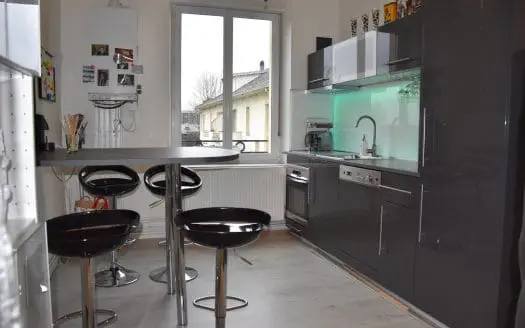 Appartement À vendre  2 chambres 67 m², 111000 €