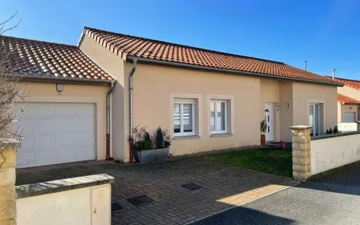 Maison À vendre  3 chambres 105 m², 249000 €