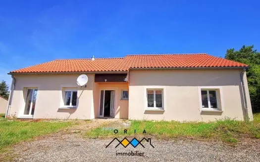 Maison À vendre  3 chambres 114 m², 219000 €