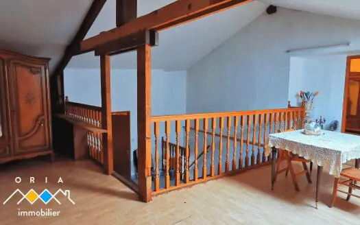 Maison À vendre  3 chambres 156 m², 107000 €