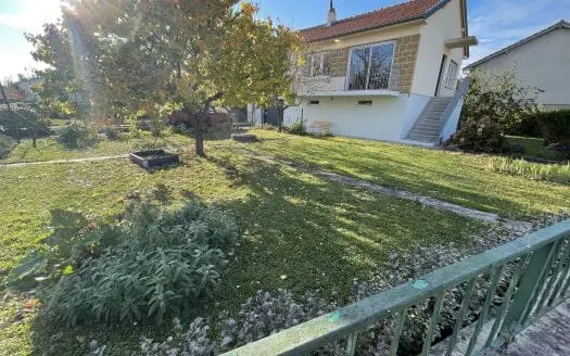 Maison À vendre  3 chambres 91 m², 233000 €