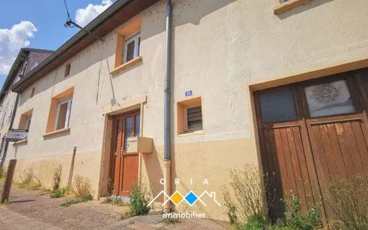 Maison À vendre  3 chambres 93 m², 126000 €