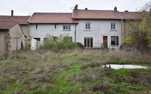 Maison À vendre 4 chambres 218 m², 167000 €