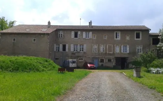 Maison À vendre  5 chambres 246 m², 179000 €