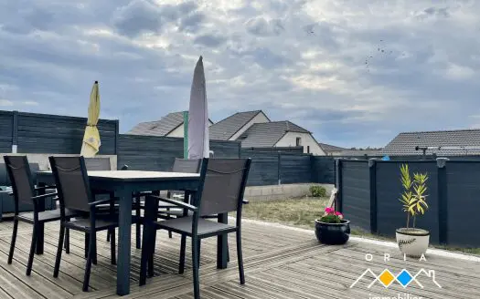 Maison À vendre  4 chambres 106 m², 259700 €