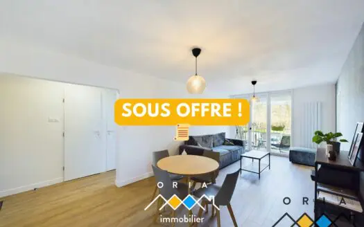 Appartement À vendre  2 chambres 76.46 m², 128000 €