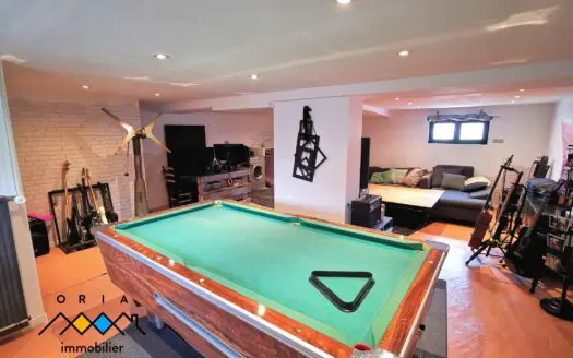 Maison À vendre  2 chambres 87.150001525879 m², 167000 €