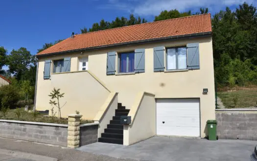 Maison À vendre  3 chambres 89 m², 199000 €
