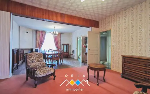 Maison À vendre  3 chambres 142 m², 129000 €