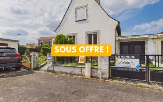 Maison À vendre  2 chambres 72.17 m², 133000 €