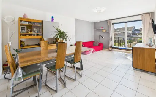 Appartement À vendre  2 chambres 73.28 m², 182000 €