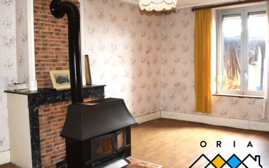 Maison À vendre  2 chambres 123 m², 121450 €