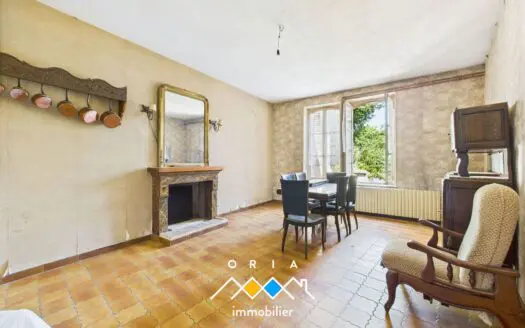 Maison À vendre 2 chambres 130 m², 56000 €