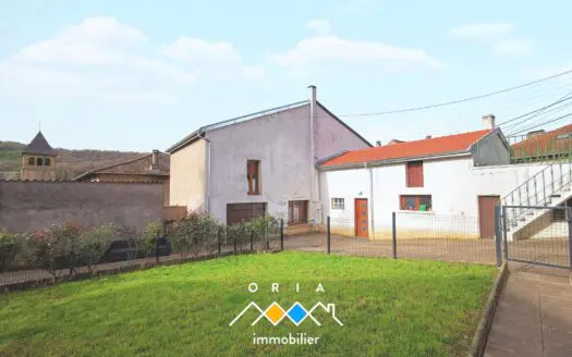 Maison À vendre  3 chambres 133.35 m², 197000 €