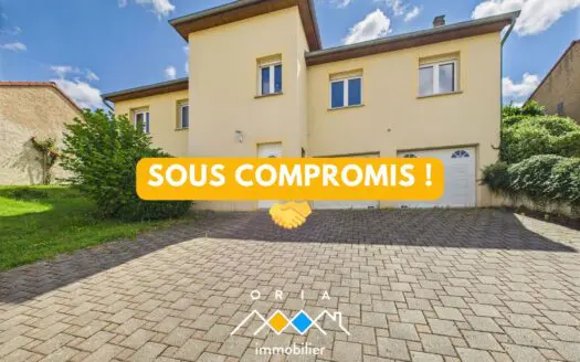 Maison À vendre  3 chambres 180 m², 379000 €