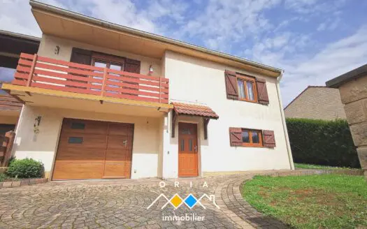 Maison À vendre  3 chambres 83.83 m², 193000 €