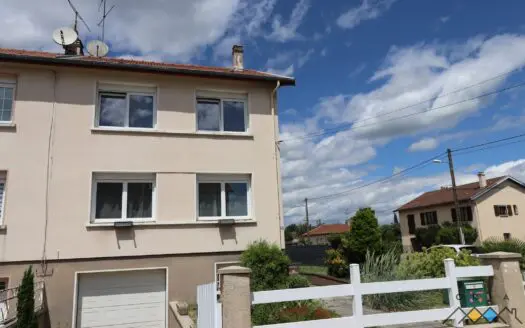 Maison À vendre  3 chambres 85.24 m², 189000 €