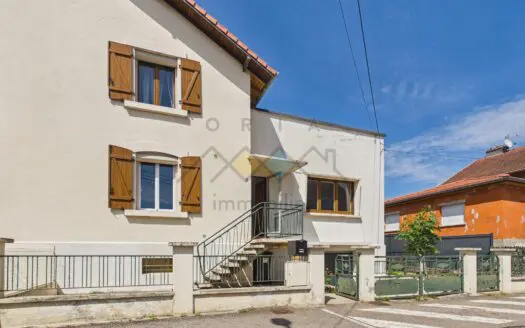 Maison À vendre 3 chambres 93.41 m², 184000 €
