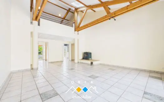Maison À vendre 3 chambres 151.4 m², 229000 €
