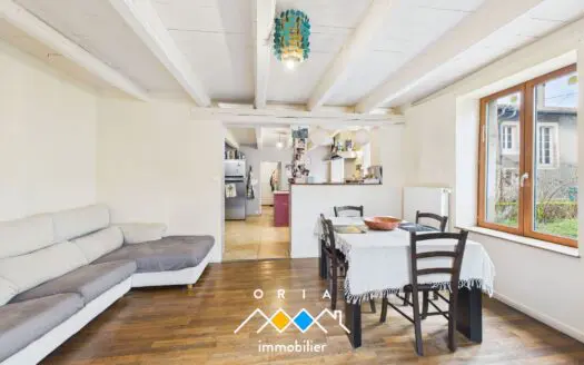 Maison À vendre 4 chambres 174.1 m², 219000 €